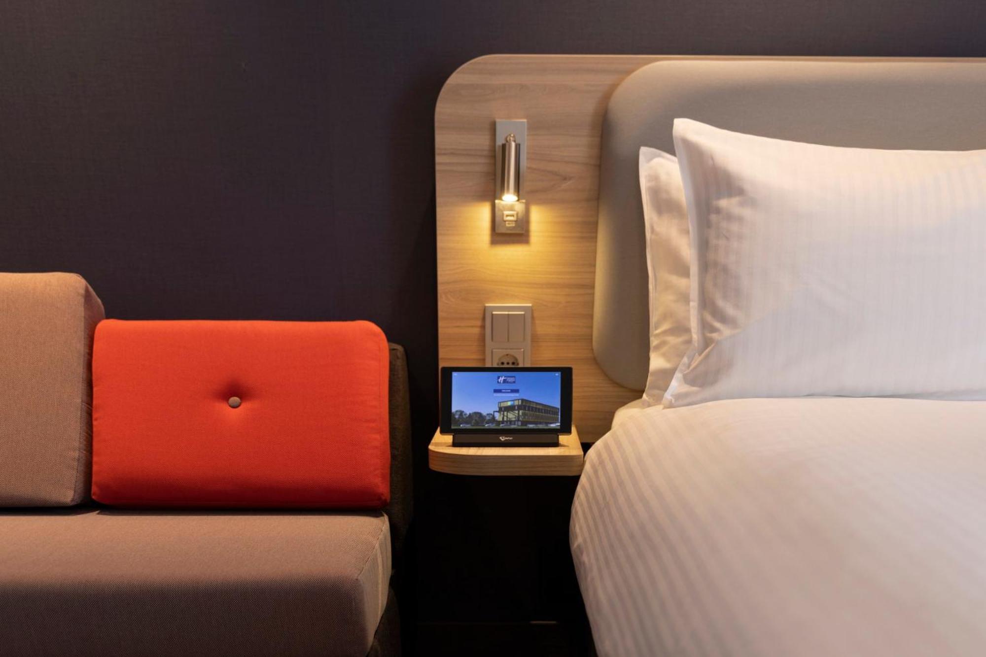 Holiday Inn Express & Suites - Deventer By Ihg Экстерьер фото
