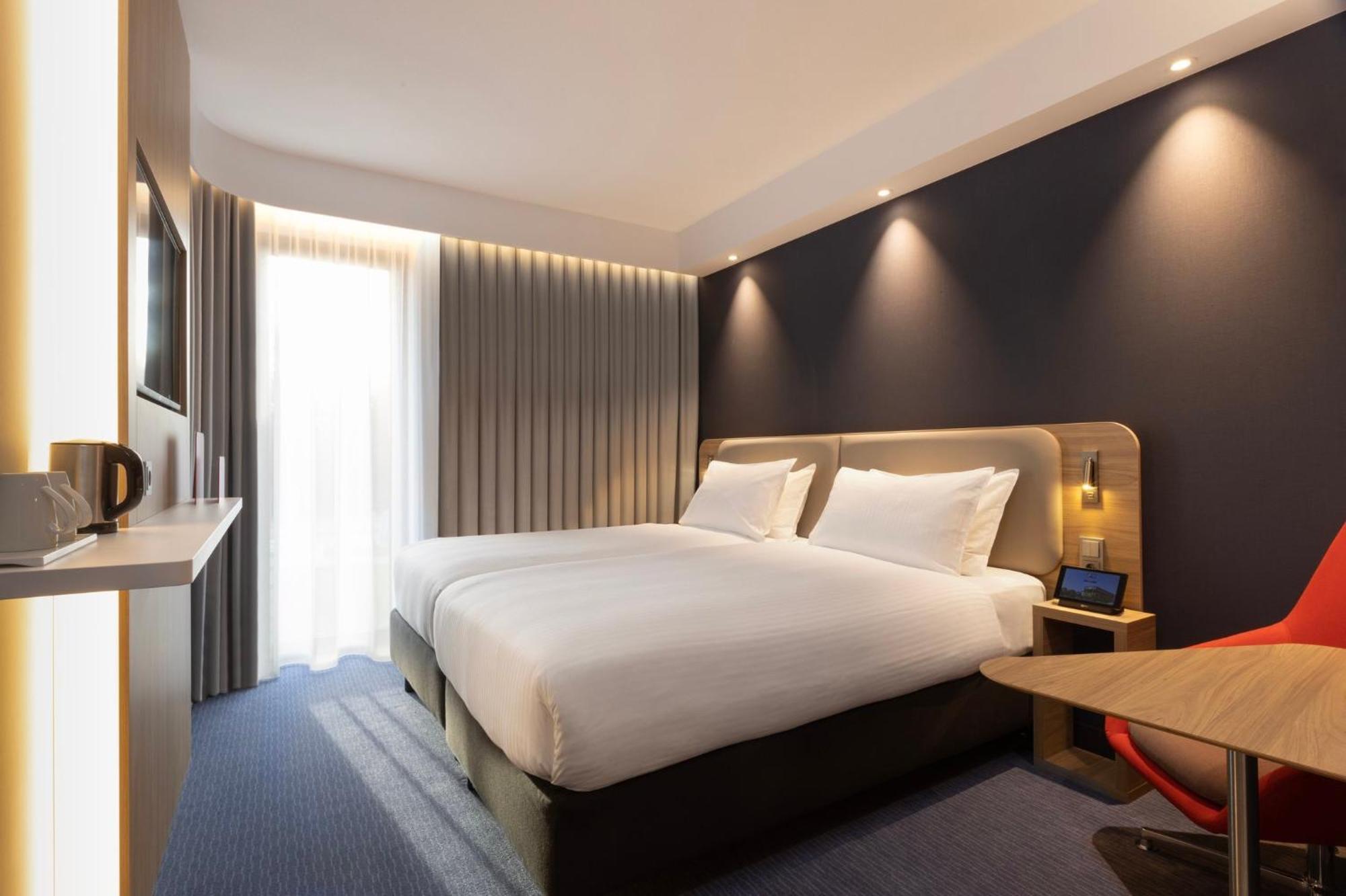 Holiday Inn Express & Suites - Deventer By Ihg Экстерьер фото